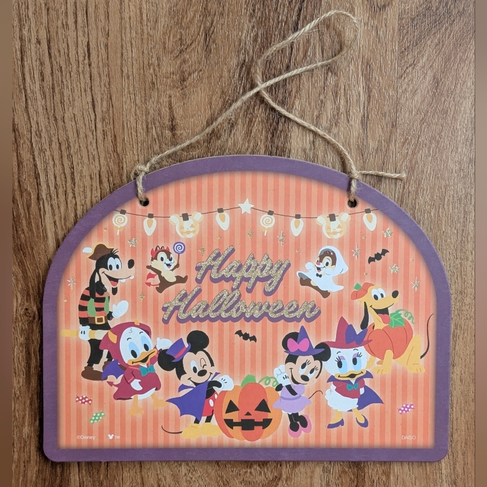 Daiso Disney Halloween Wall Decor Sign